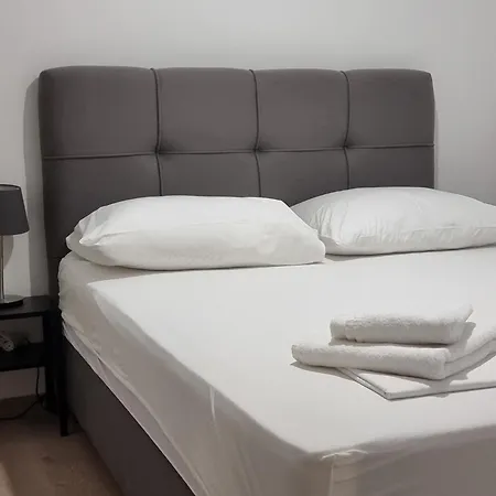 Summer House Le Vito 度假居