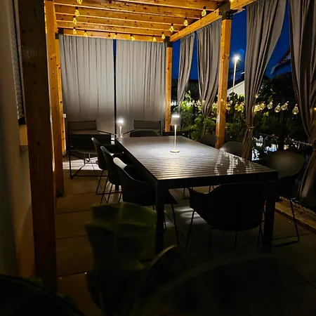 Summer House Le Vito 度假居